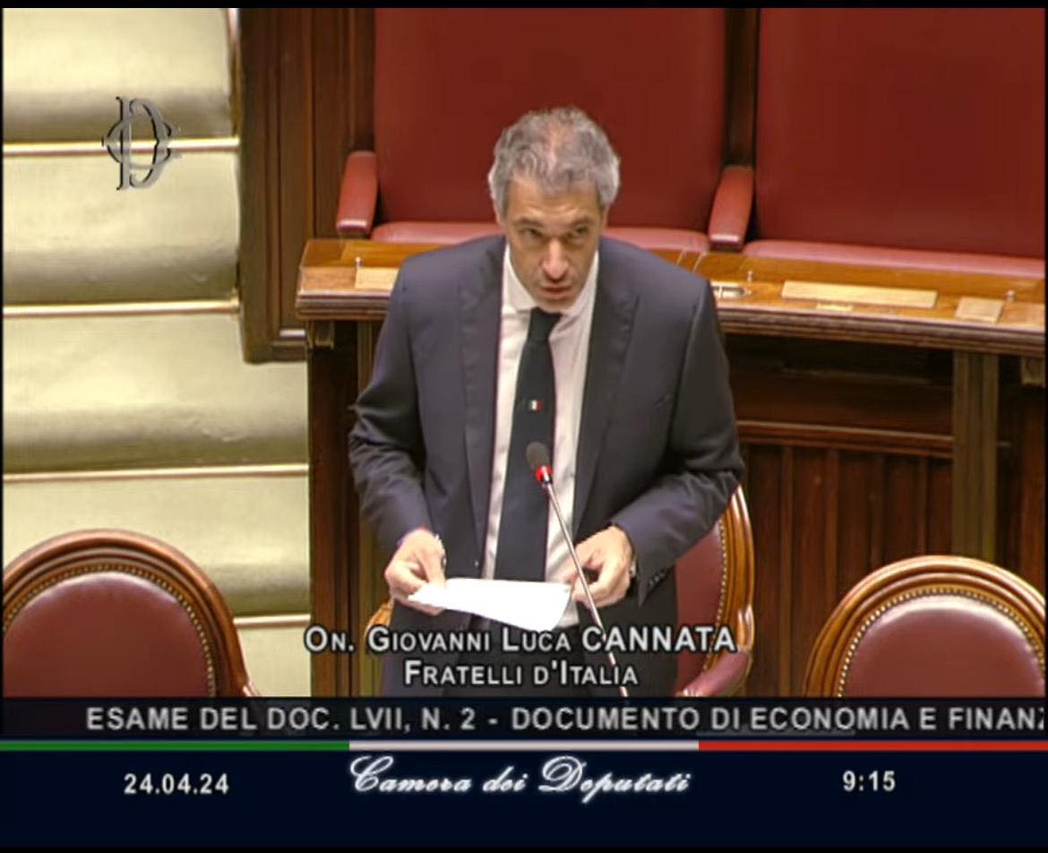 Luca Cannata durante l’intervento sul DEF alla Camera